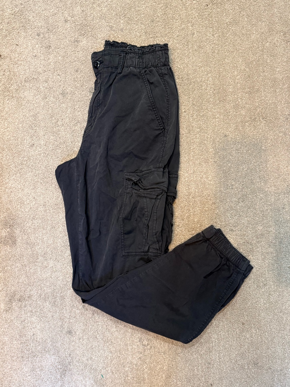 American Eagle Vintage Grey Elastic Waist Cargo Pants Size 6